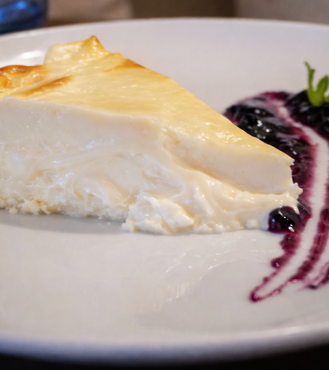 TARTA DE QUESO CON FRUTOS ROJOS